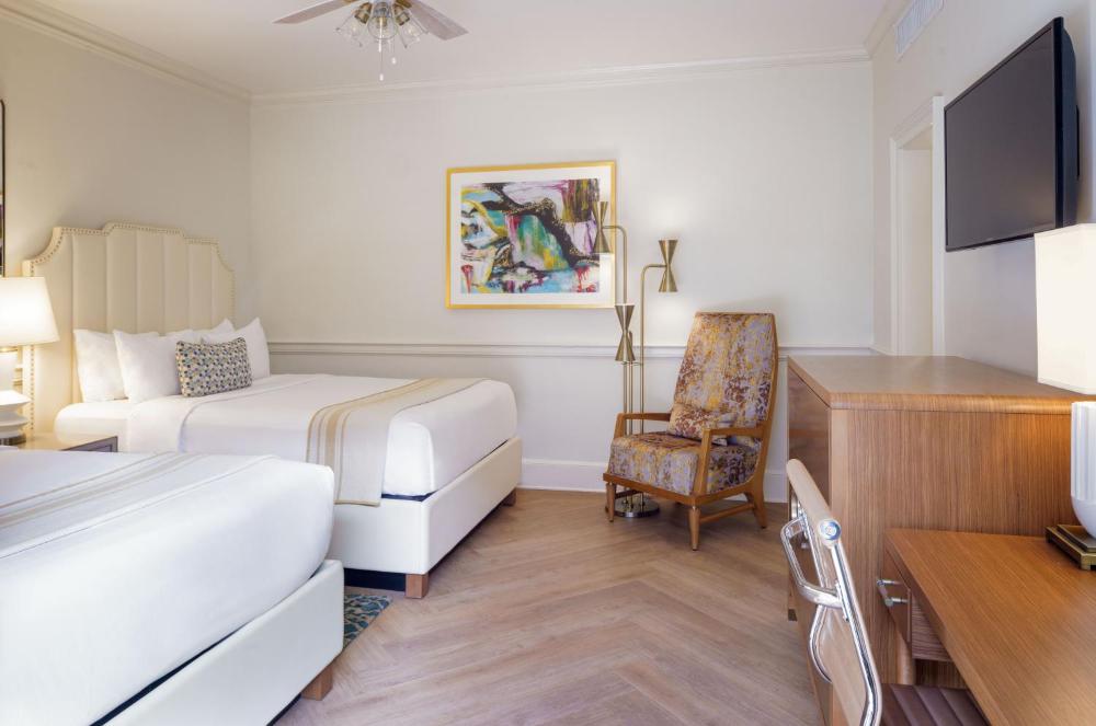 Premium Double Room interior